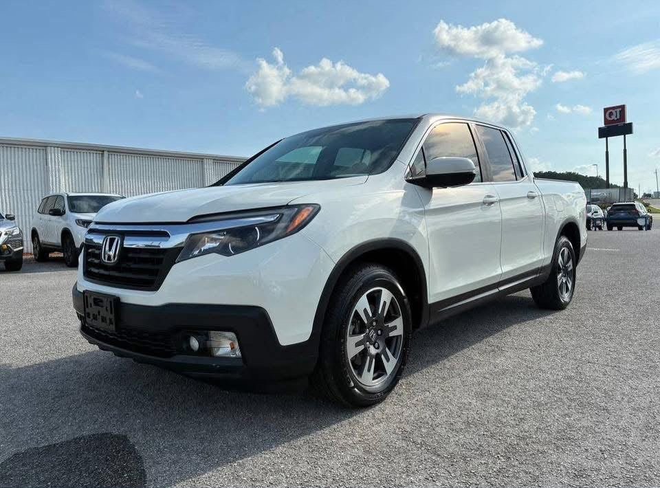 2019 Honda Ridgeline RTL – Crew Cab - Image 2