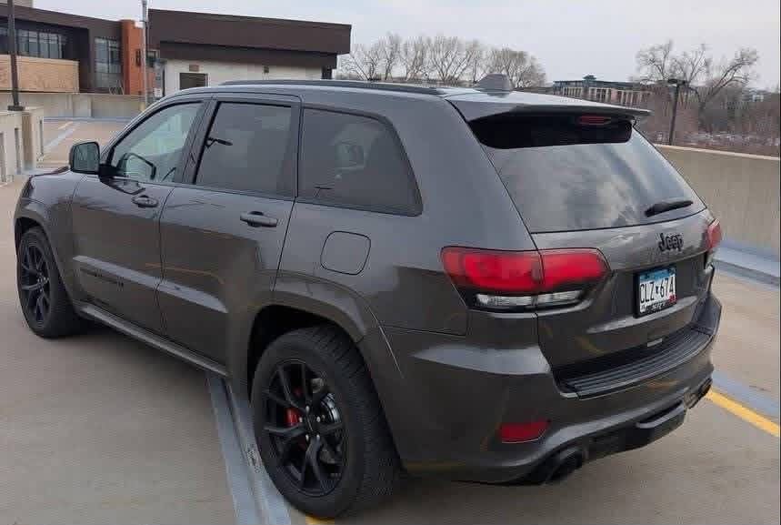 2019 Jeep Grand Cherokee SRT - Image 3