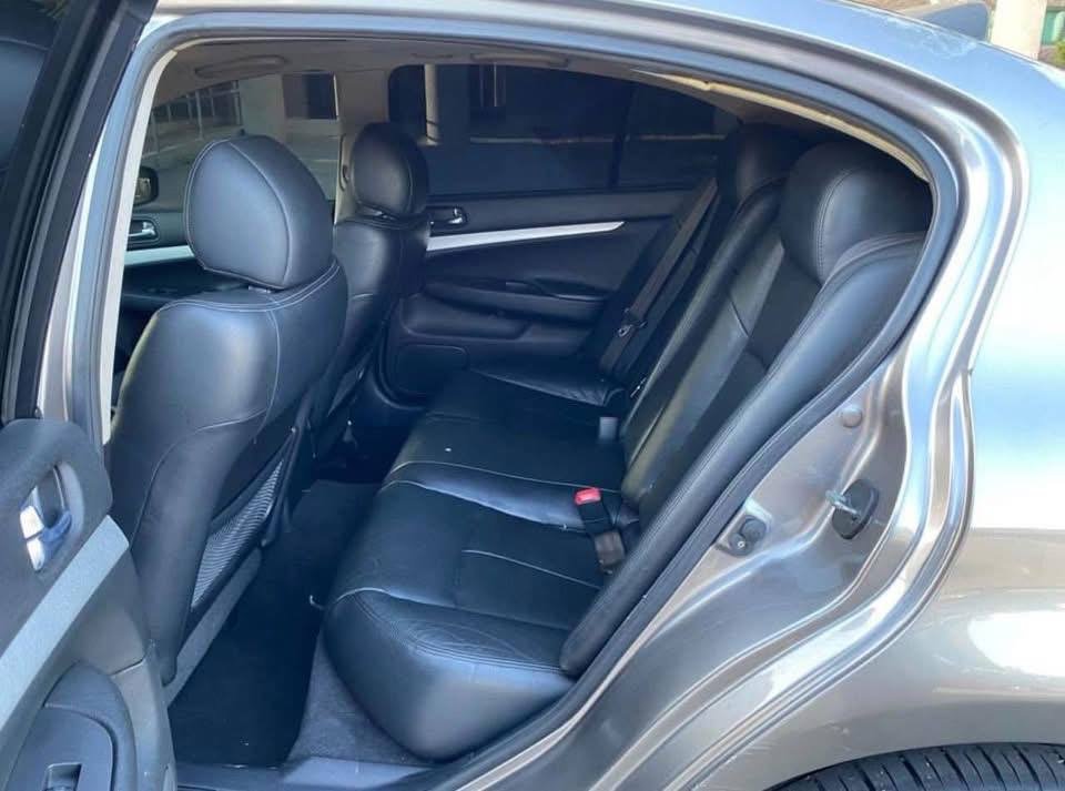 2009 Infiniti G37 - Image 2