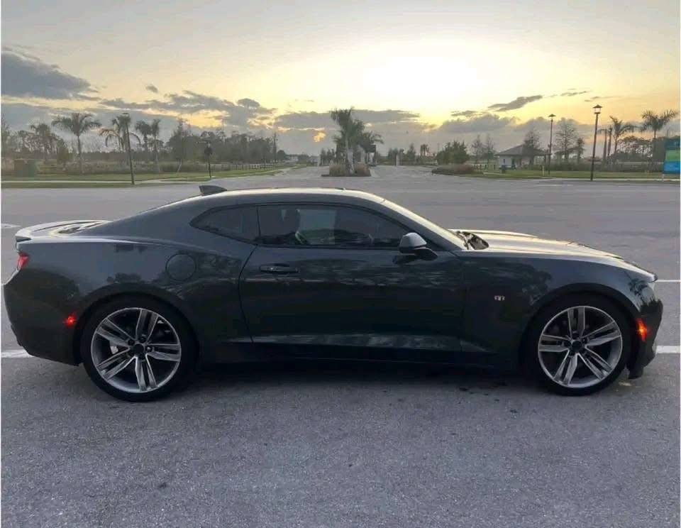 2017 Chevrolet Camaro RS - Image 4