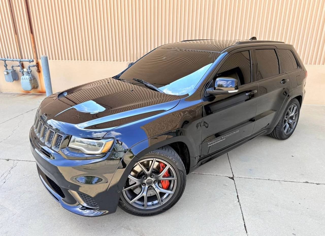 2018 Jeep Grand Cherokee Trackhawk – Supercharged Power & Luxury Performance