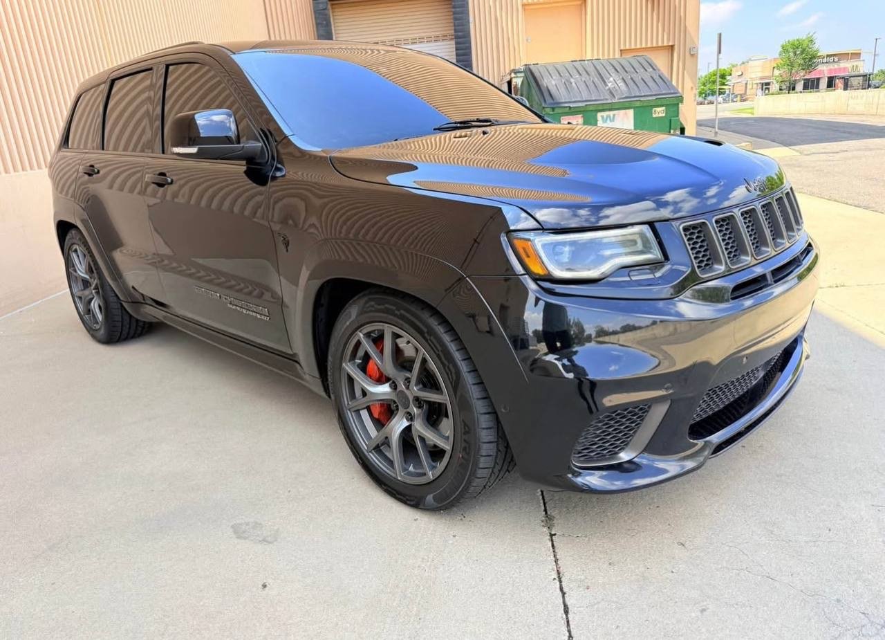 2018 Jeep Grand Cherokee Trackhawk – Supercharged Power & Luxury Performance - Image 3