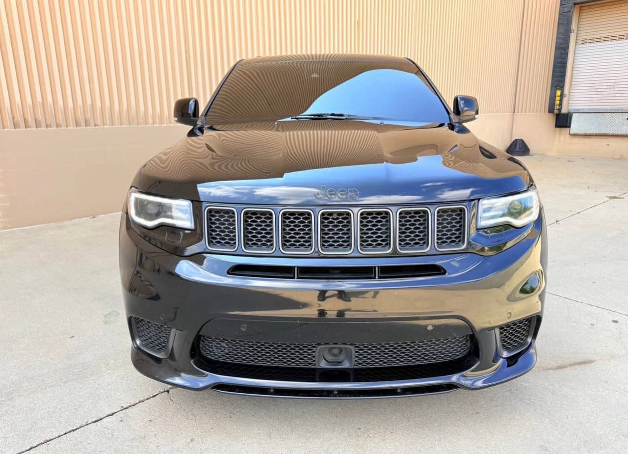 2018 Jeep Grand Cherokee Trackhawk – Supercharged Power & Luxury Performance - Image 2