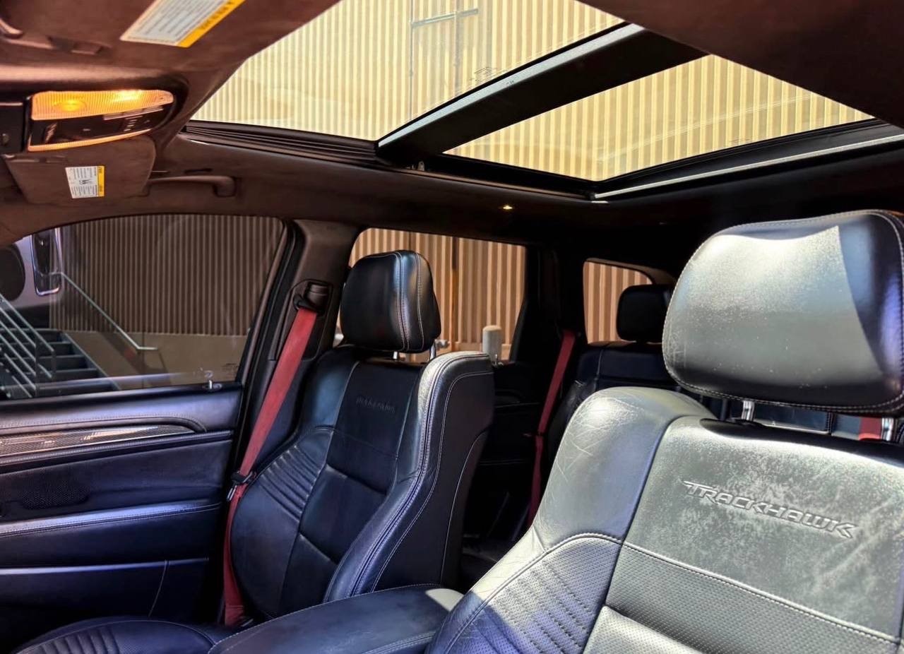 2018 Jeep Grand Cherokee Trackhawk – Supercharged Power & Luxury Performance - Image 8