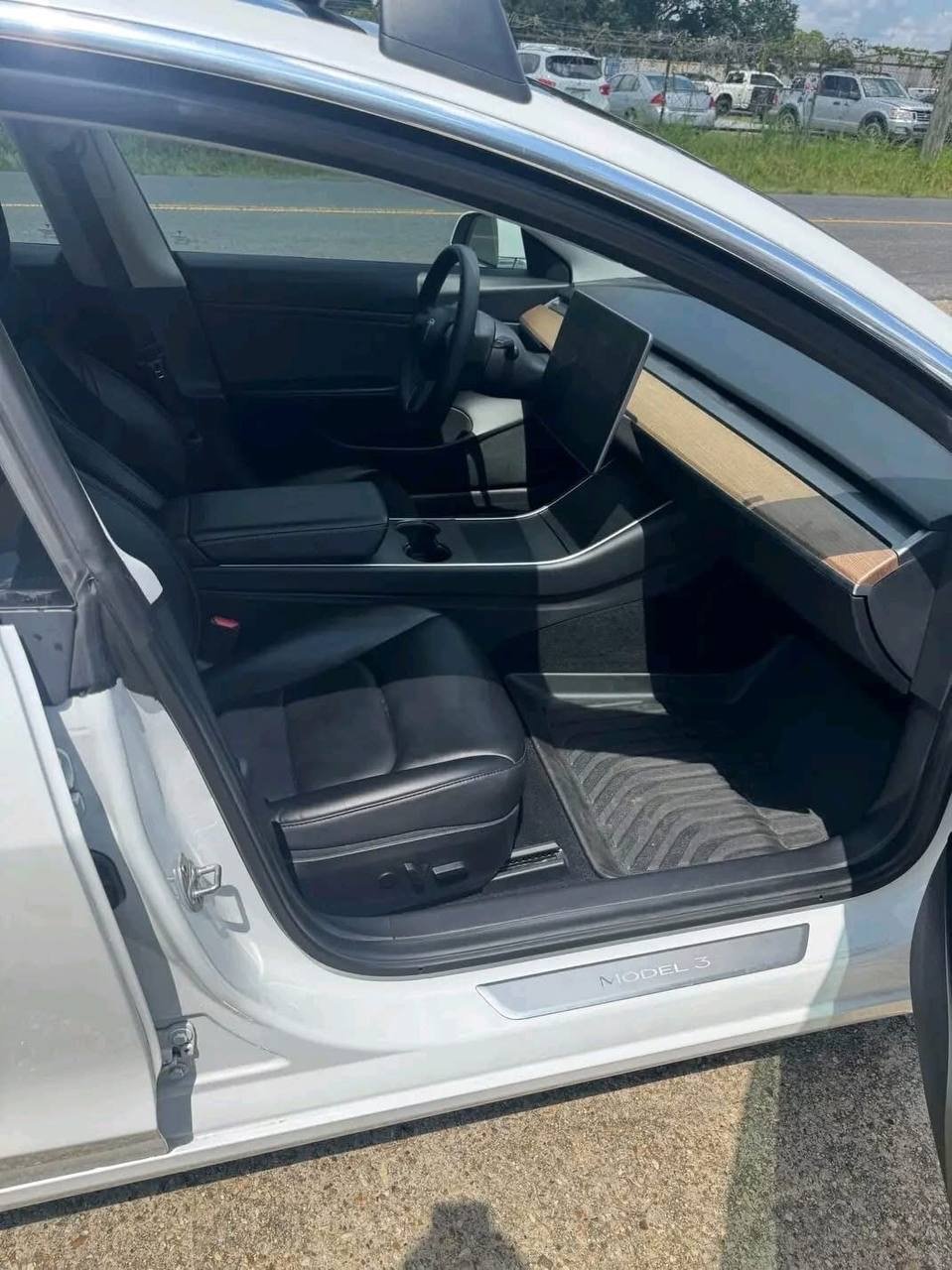 2020 Tesla Model 3 Long Range AWD - Image 10