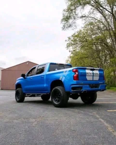 2021 Chevrolet Silverado 1500 LT – Custom Detroit Lions Edition - Image 8