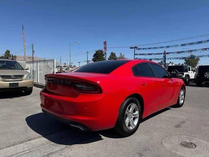 2020 Dodge Charger SXT - Image 3