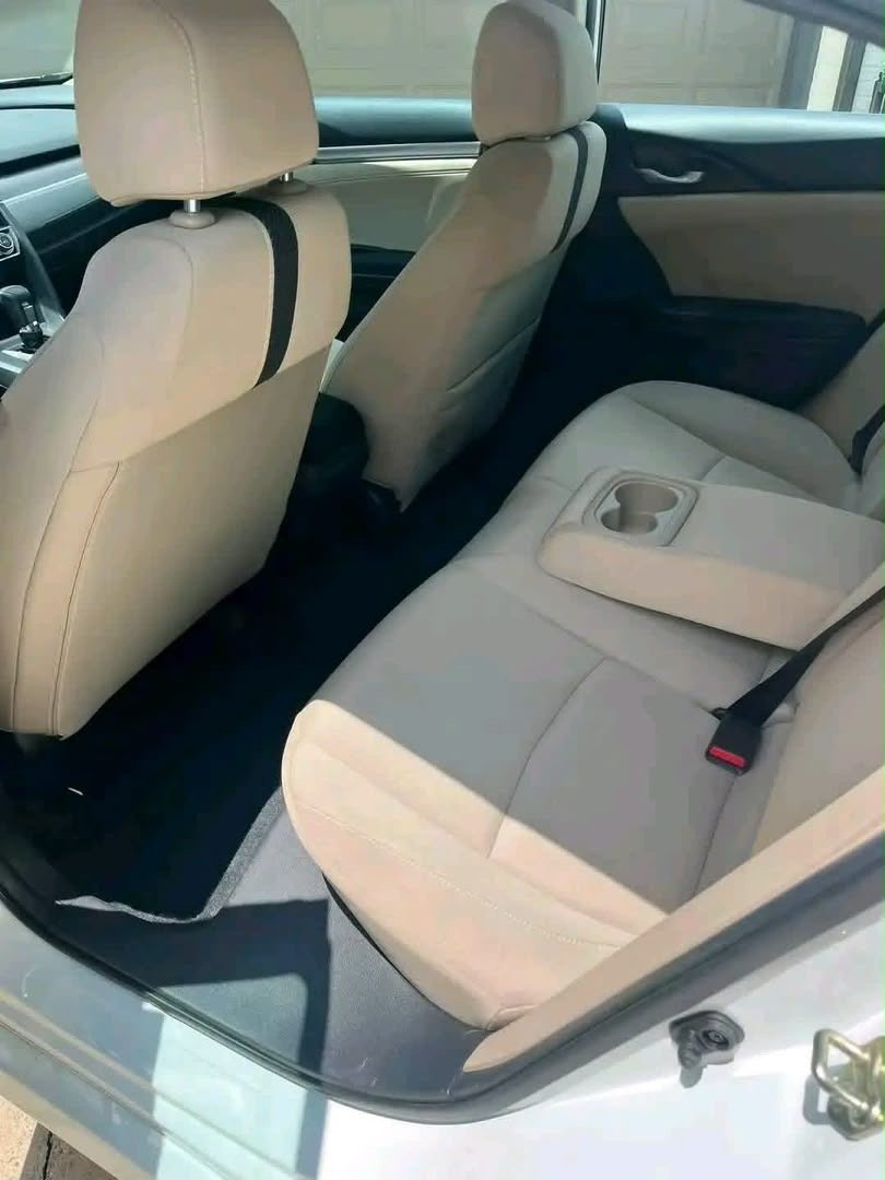 2017 Honda Civic EX - Image 5