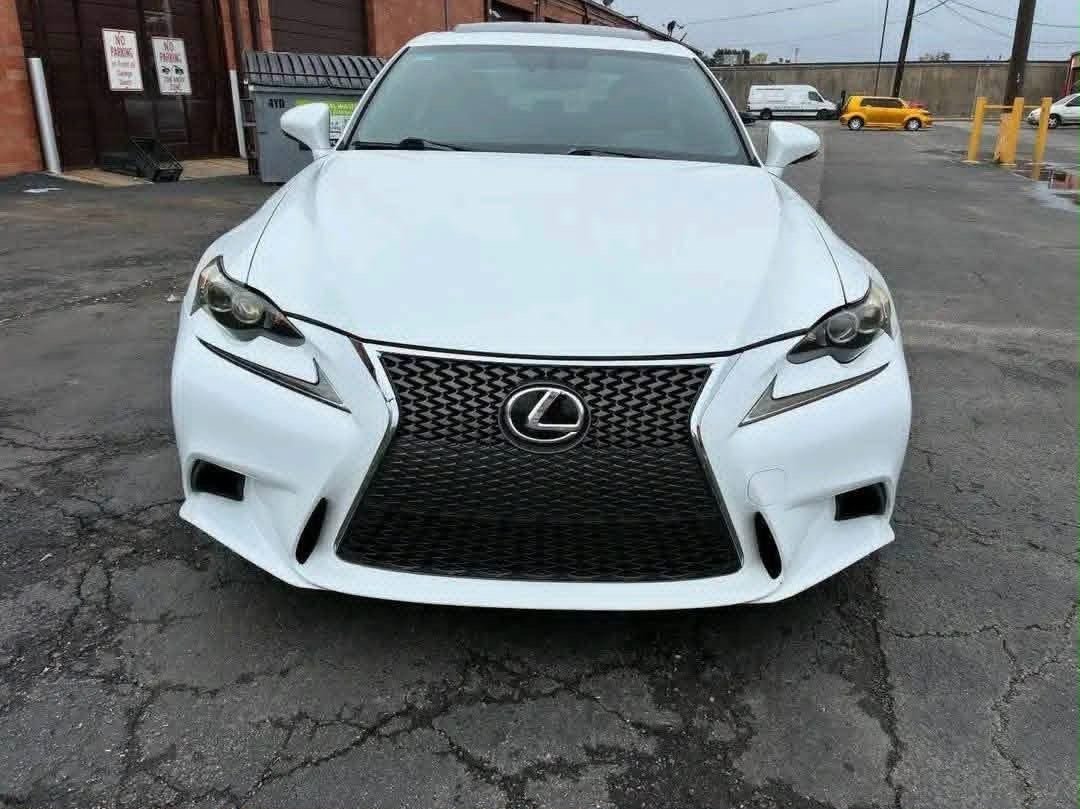 2015 Lexus IS 250 (AWD)