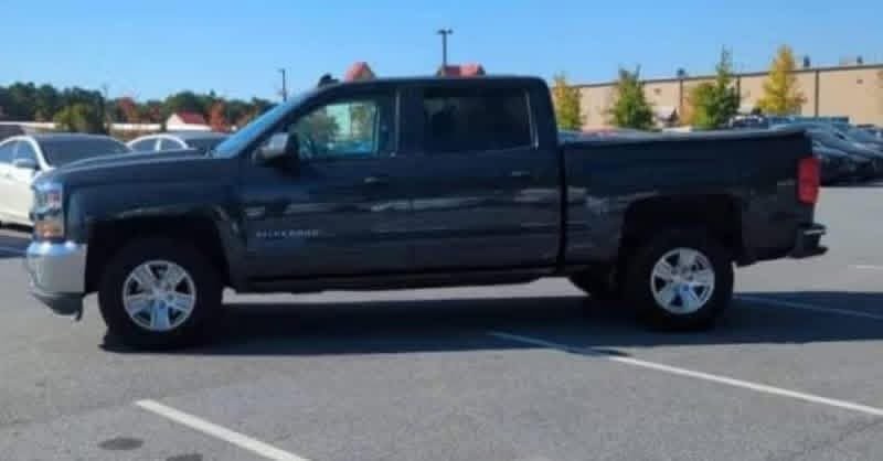 2018 Chevrolet Silverado 1500 LT Crew Cab Short Box 2WD - Image 5