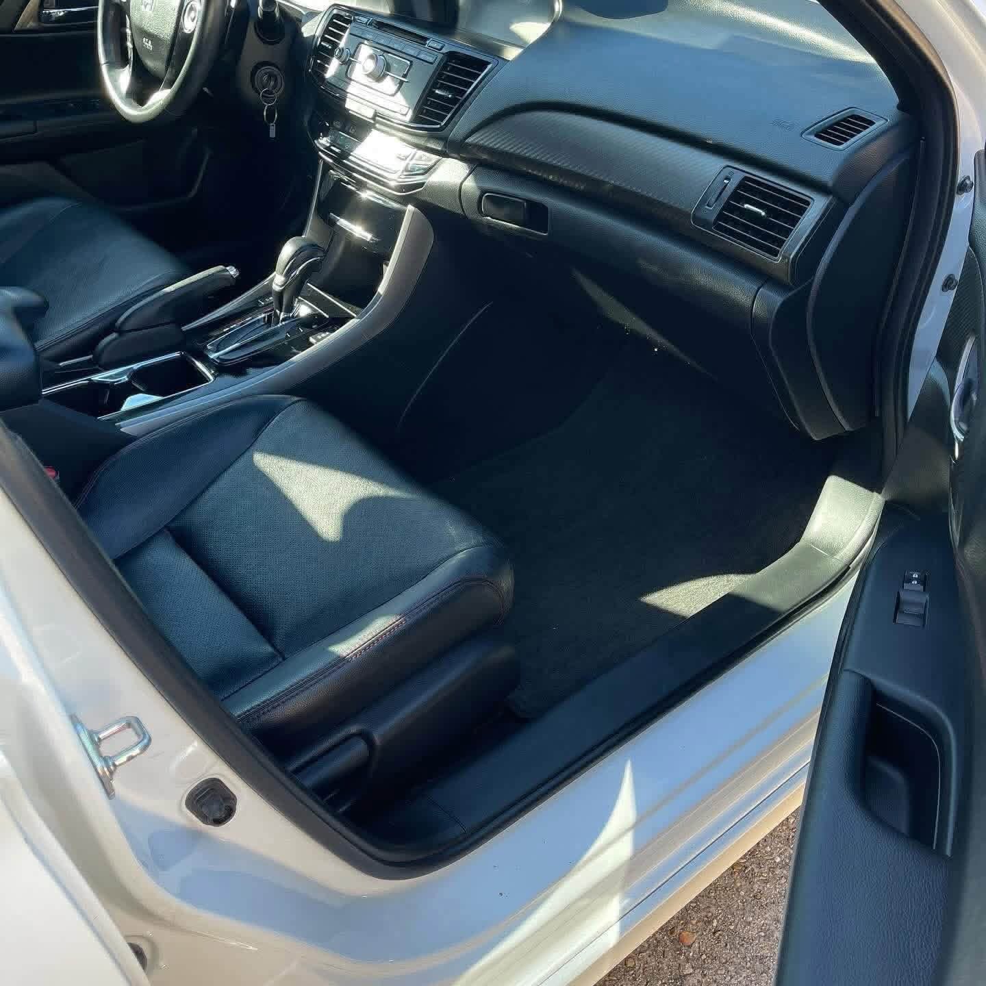 2017 Honda Accord Sport Special Edition - Image 10